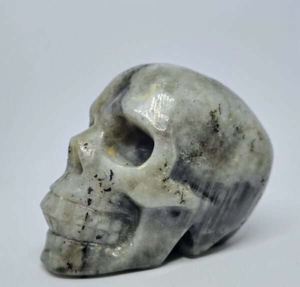 Crâne de cristal en Labradorite blanche – Image 3