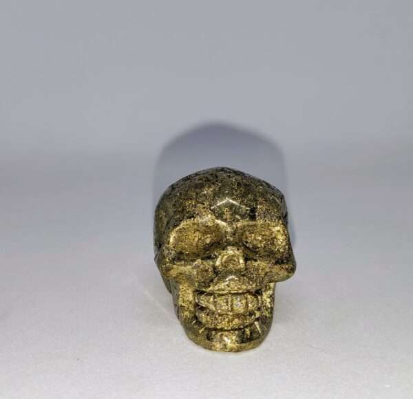 Crâne de cristal en pyrite